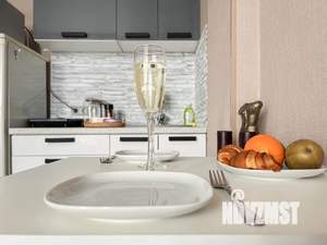 Студия квартира, посуточно, 23м2, 14/16 этаж