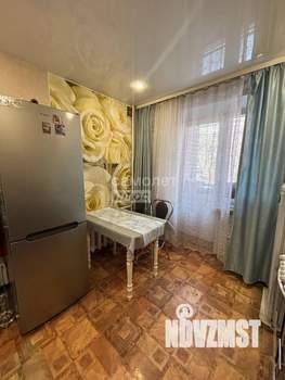 2-к квартира, вторичка, 49м2, 1/5 этаж