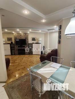4-к квартира, вторичка, 132м2, 4/9 этаж