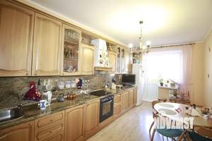 3-к квартира, вторичка, 108м2, 2/5 этаж