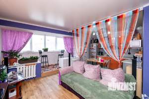2-к квартира, вторичка, 64м2, 9/9 этаж