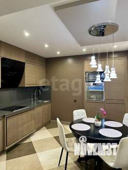 2-к квартира, вторичка, 68м2, 9/9 этаж