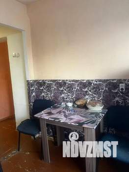 2-к квартира, вторичка, 53м2, 1/5 этаж