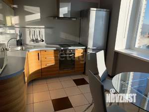 2-к квартира, вторичка, 70м2, 9/9 этаж