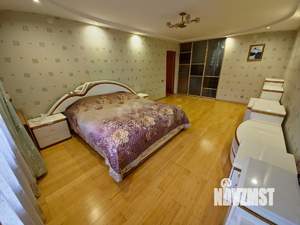 3-к квартира, вторичка, 130м2, 4/11 этаж