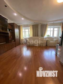 3-к квартира, вторичка, 93м2, 2/5 этаж