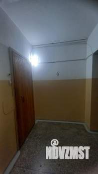 Студия квартира, вторичка, 64м2, 1/9 этаж