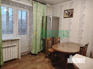 3-к квартира, вторичка, 81м2, 1/9 этаж