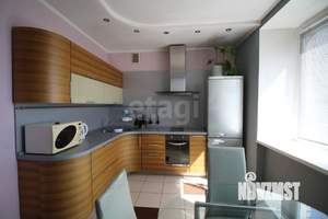 2-к квартира, вторичка, 70м2, 9/9 этаж