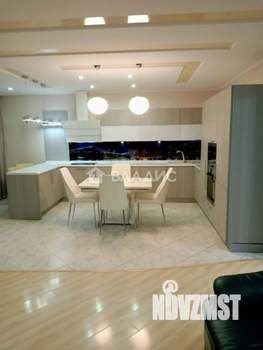 3-к квартира, вторичка, 96м2, 4/10 этаж
