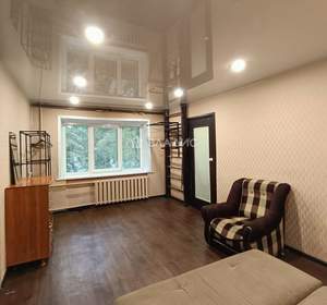 2-к квартира, вторичка, 45м2, 1/4 этаж