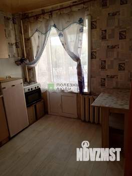2-к квартира, вторичка, 42м2, 1/4 этаж