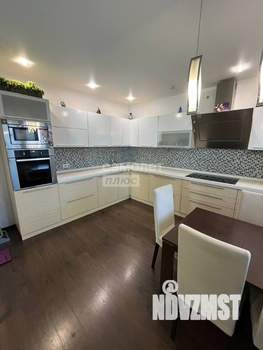 3-к квартира, вторичка, 123м2, 4/9 этаж