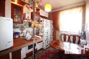 3-к квартира, вторичка, 61м2, 2/10 этаж