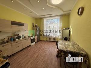 3-к квартира, вторичка, 90м2, 1/3 этаж