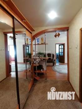 4-к квартира, вторичка, 61м2, 1/5 этаж