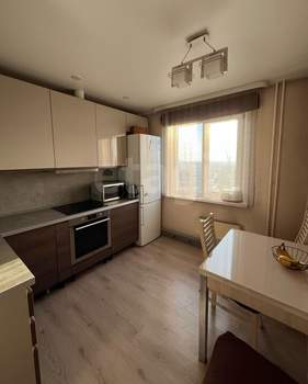 4-к квартира, вторичка, 83м2, 7/9 этаж