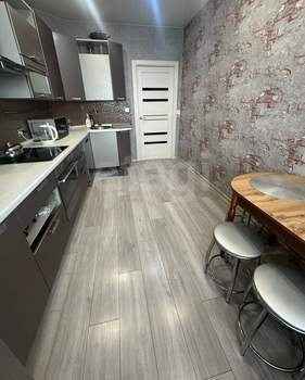 3-к квартира, вторичка, 87м2, 7/9 этаж