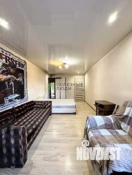 2-к квартира, вторичка, 56м2, 1/10 этаж