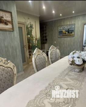 4-к квартира, вторичка, 124м2, 8/9 этаж