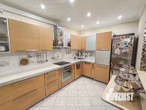 4-к квартира, вторичка, 132м2, 4/9 этаж