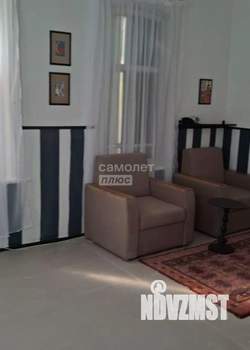 2-к квартира, вторичка, 35м2, 1/1 этаж