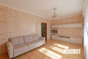 2-к квартира, вторичка, 68м2, 8/9 этаж