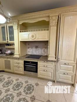 4-к квартира, вторичка, 128м2, 1/9 этаж