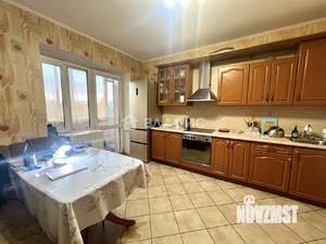 2-к квартира, вторичка, 76м2, 2/5 этаж