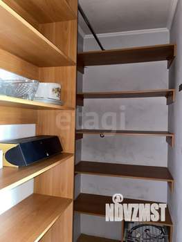 3-к квартира, вторичка, 59м2, 5/5 этаж