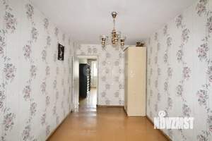 3-к квартира, вторичка, 58м2, 3/5 этаж