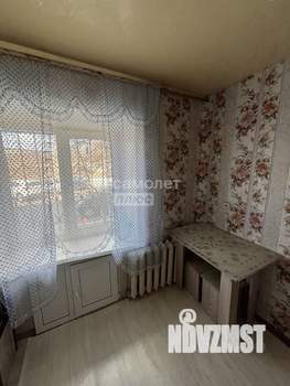 2-к квартира, вторичка, 42м2, 1/4 этаж