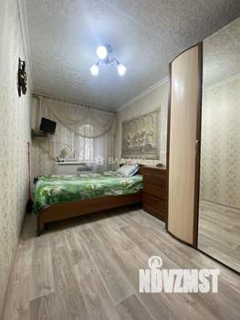 2-к квартира, вторичка, 44м2, 1/4 этаж