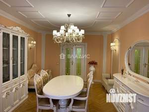 4-к квартира, вторичка, 202м2, 2/9 этаж