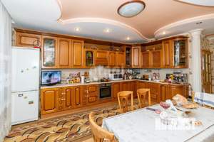 4-к квартира, вторичка, 181м2, 6/9 этаж