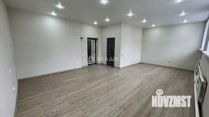 Студия квартира, вторичка, 42м2, 1/5 этаж